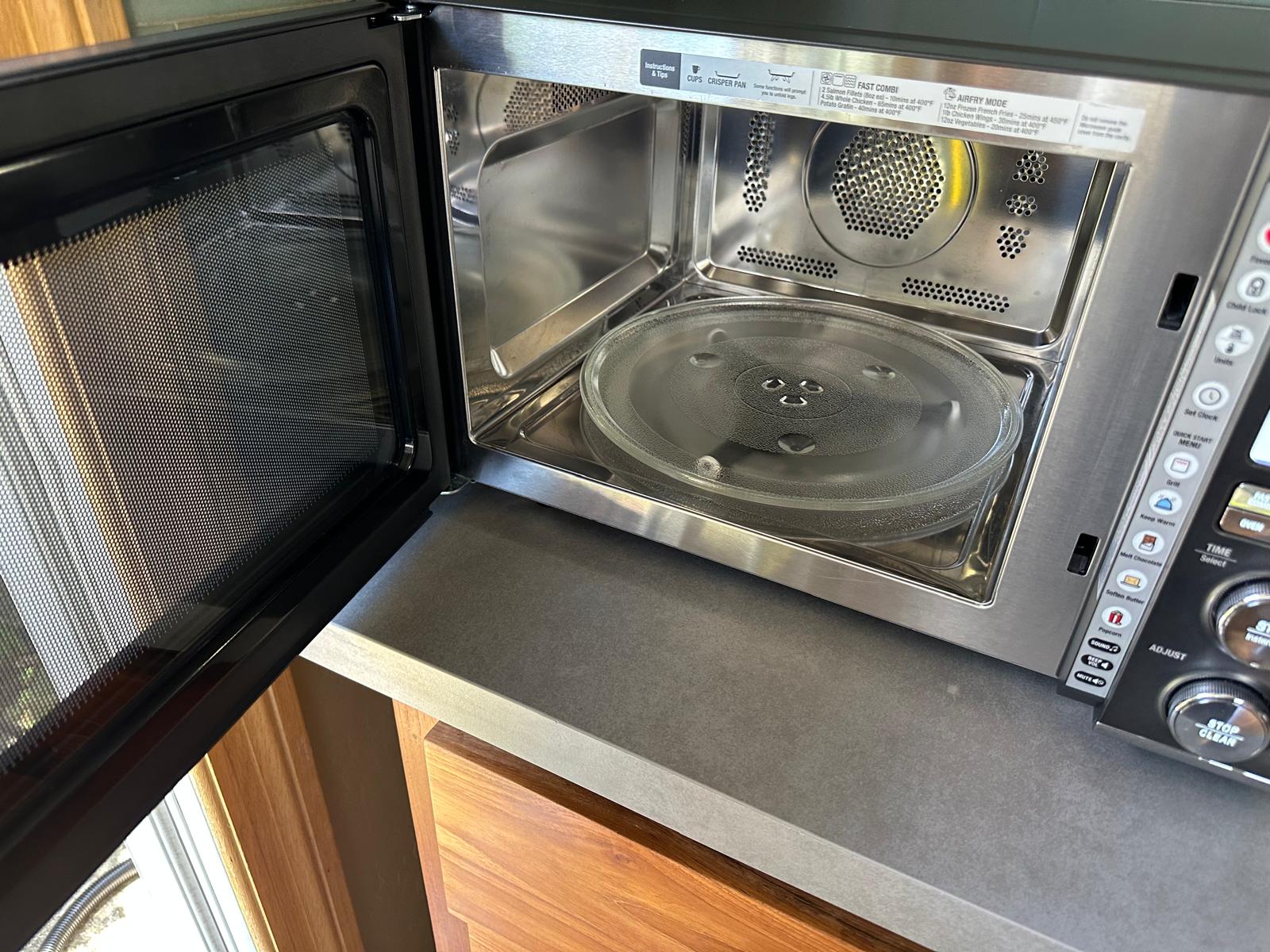 WhatsApp Image 2024-12-11 at 17.45.52